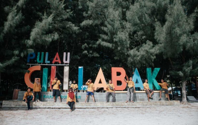 Open Trip Gili Labak start Surabaya